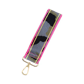 Camo Hot Pink Wristlet Strap #MNA106VL-CAMOHTPK