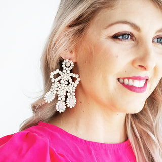 Creme Daisey Earrings