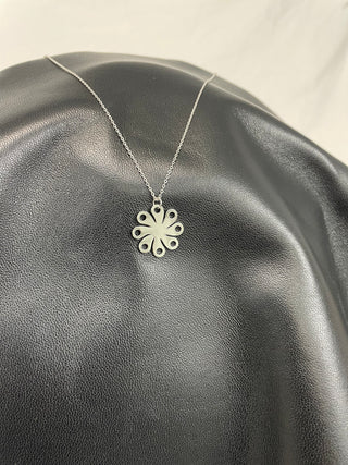 Silver Flower Pedal Necklace #EN038-RD